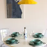 Tlusta Mewa Sea View