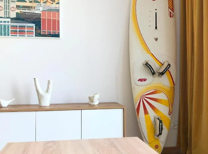 Tlusta Mewa Sea View דירה גדינייה