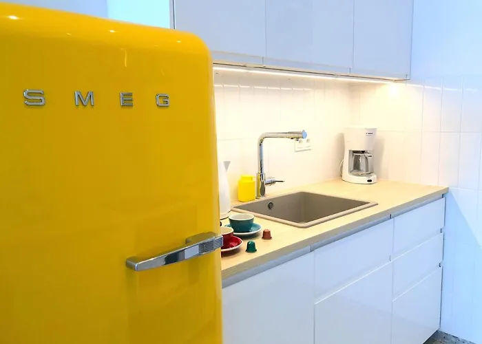 Tlusta Mewa Sea View דירה גדינייה